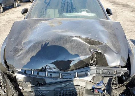 2025 Cadillac Lyriq Luxury z USA, uszkodzony, nr VIN 1GYKPNRL9SZ312292